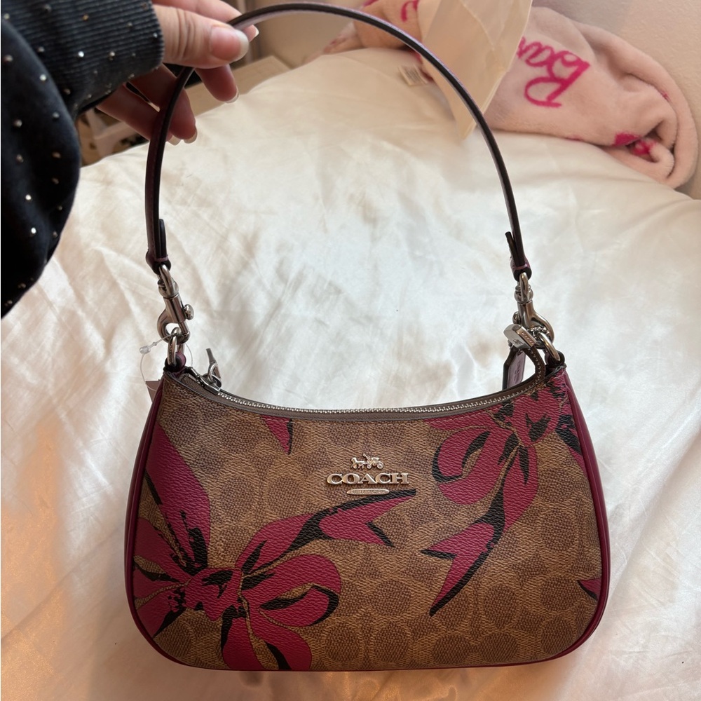 NWT Coach Teri brown and pink bow bag
